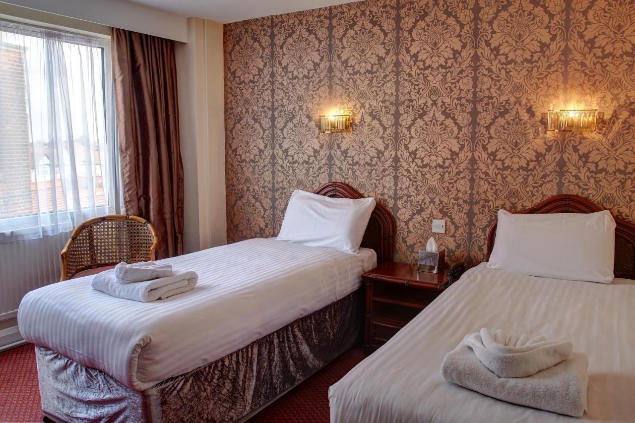 The Orwell Hotel Felixstowe Bagian luar foto