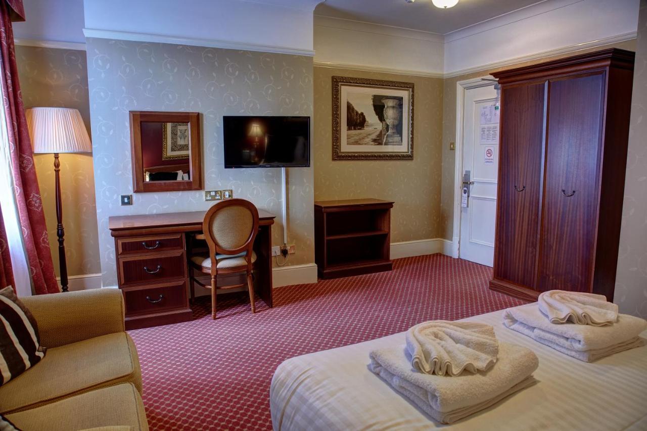 The Orwell Hotel Felixstowe Bagian luar foto