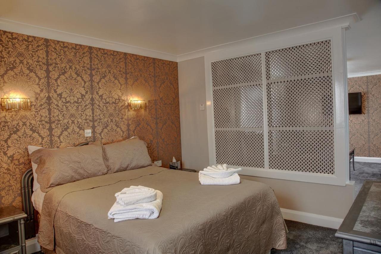 The Orwell Hotel Felixstowe Bagian luar foto
