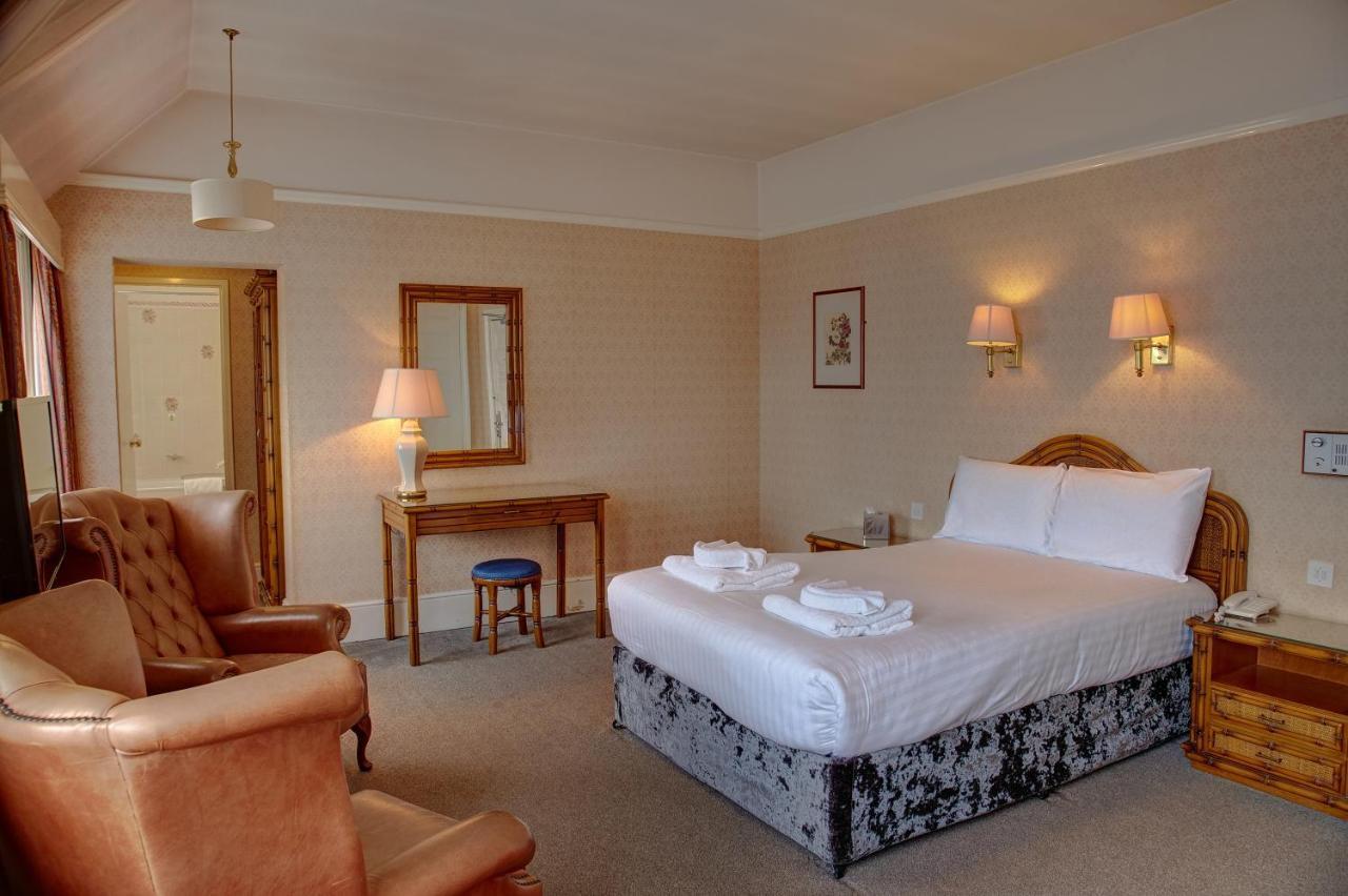 The Orwell Hotel Felixstowe Bagian luar foto