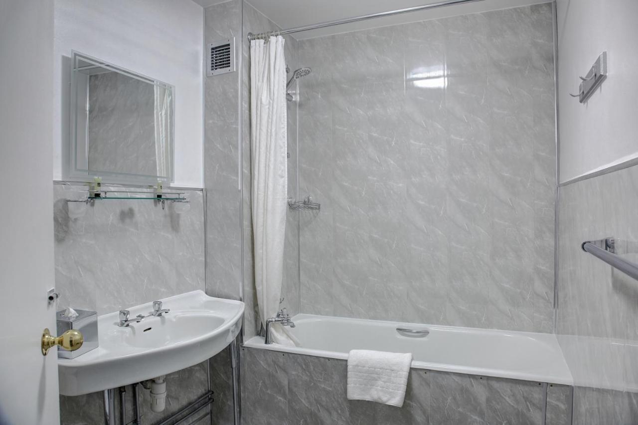 The Orwell Hotel Felixstowe Bagian luar foto