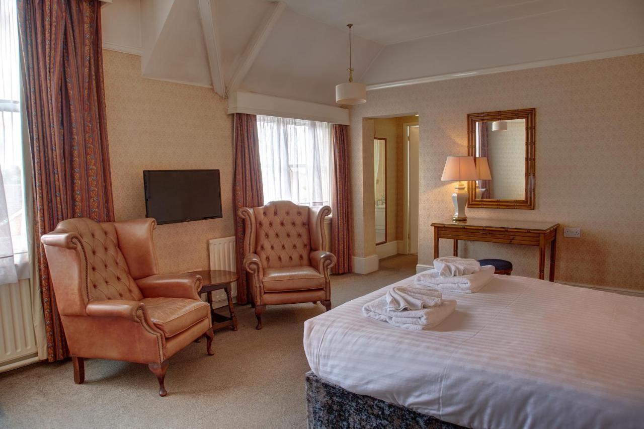 The Orwell Hotel Felixstowe Bagian luar foto