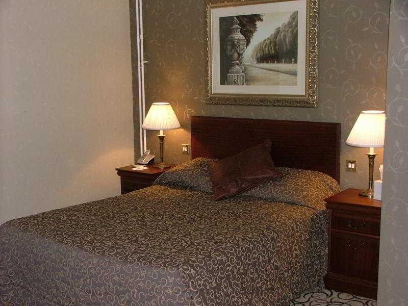 The Orwell Hotel Felixstowe Bagian luar foto