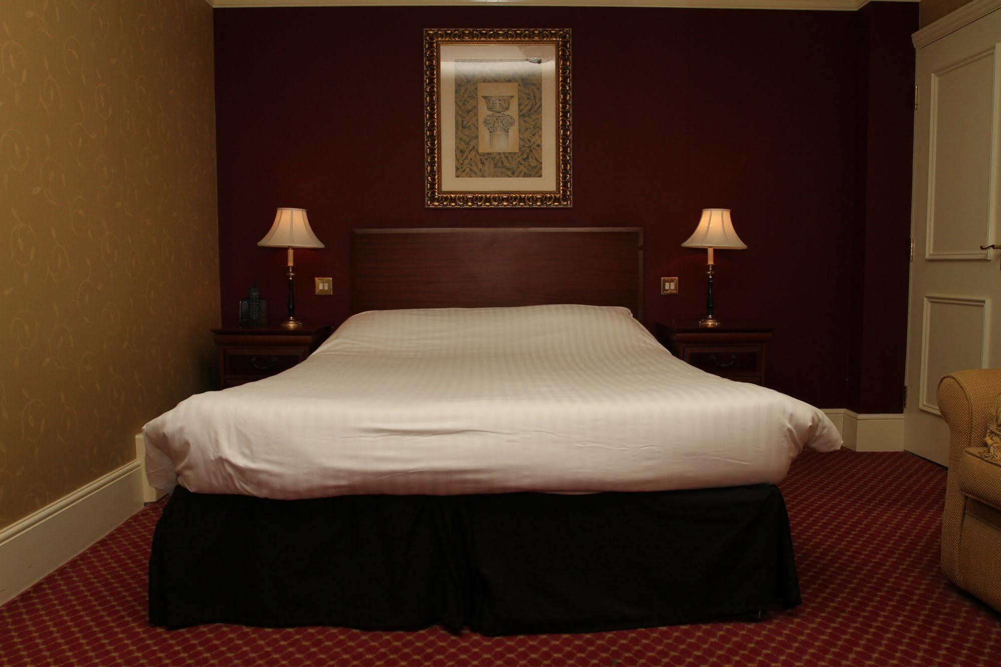The Orwell Hotel Felixstowe Bagian luar foto